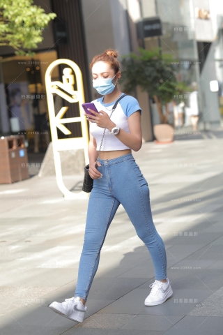 【凯恩赛帖】小姐姐穿紧牛真好看