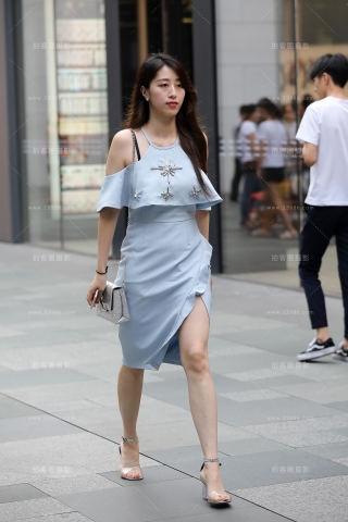 散发着迷人的气质