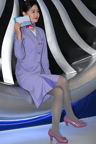 中国联合航空-俩位紫丝二郎腿（完整版）