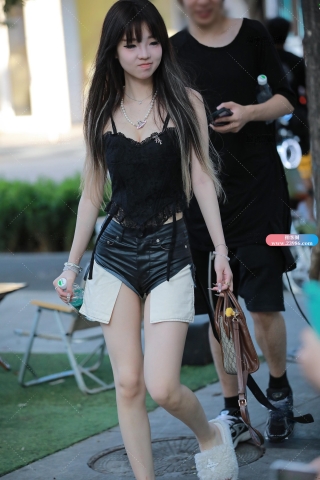 性感黑皮热裤（城市版）（完整版）