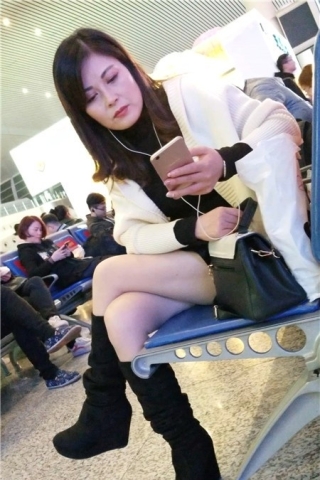 查看完整内容：4k-性感美腿知性御姐（视频版） - 共6张图片