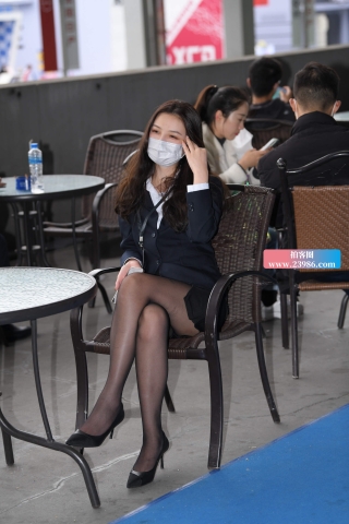 查看完整内容：无敌黑丝！（完整版） - 共21张图片