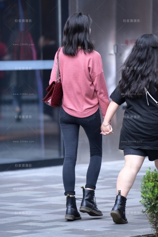 第1603篇★高挑紧身美女★