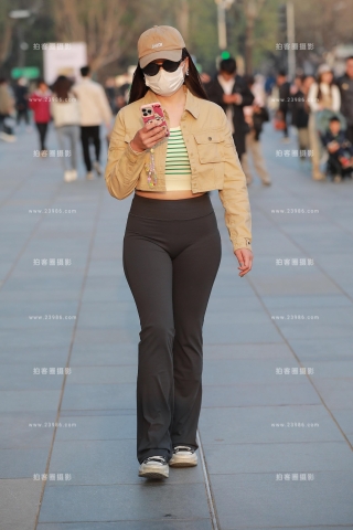 丰润紧身瑜伽裤