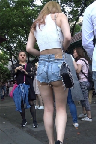 查看完整内容：4k-高腰热裤肉臀性感美女第二季 [3.12 GB]（视频版） - 共10张图片