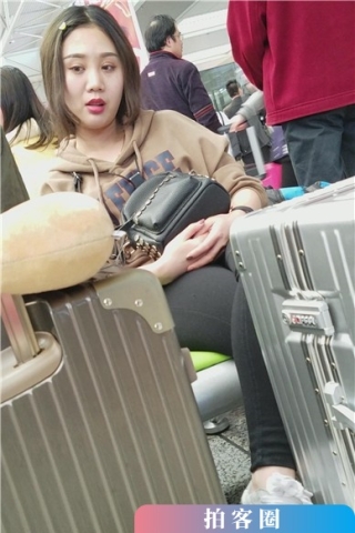 查看完整内容：4k-极品清纯可爱颜值超高的小清新美女（视频版） - 共6张图片