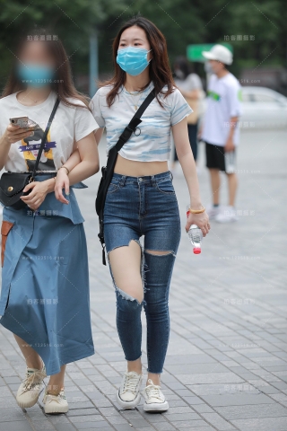 【玻璃赛帖】个性紧牛小姐姐