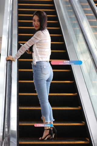 【视觉冲击赛帖】烈日炎炎，紧牛美女也怕晒