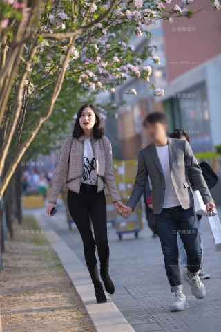 别人家的女朋友