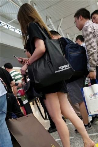 查看完整内容：4k超清，苗条细腿高跟小清新美女（视频版） - 共10张图片