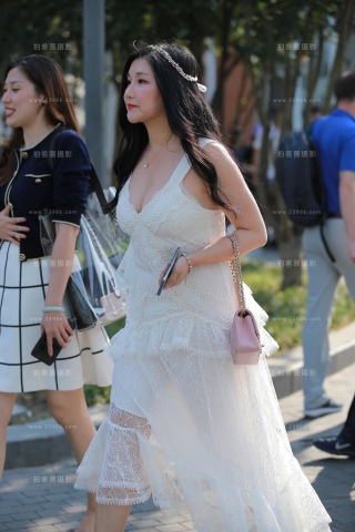 【玻璃赛帖】白色蕾丝婚纱裙**