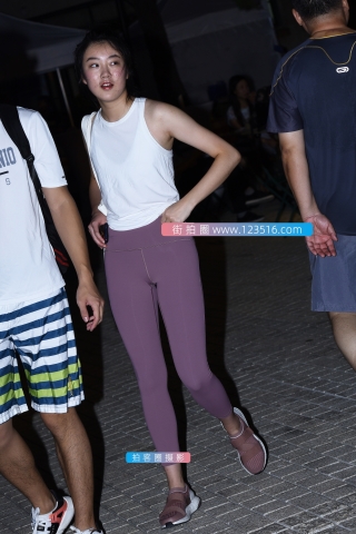 【咔喳赛贴】紫色紧身裤