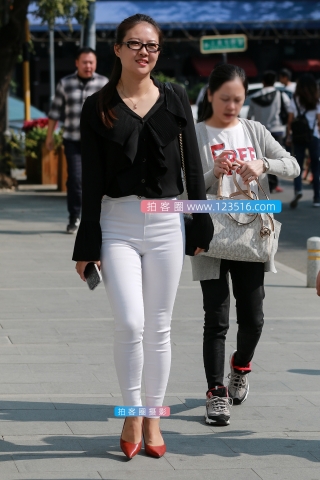 【小默赛帖】第1304篇★修身白裤★