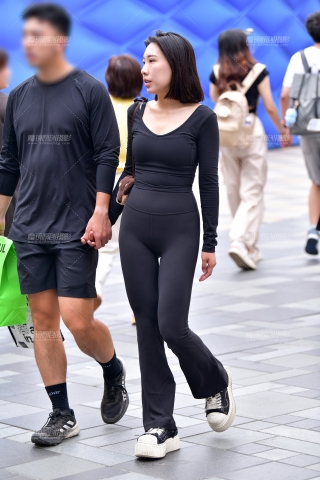 ★紧身衣紧身裤美女