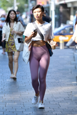 ★紧身瑜伽裤美女★
