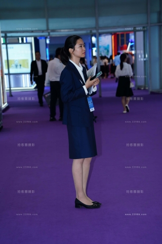 查看完整内容：（中集）2024年6月某金融行业展览会金融制服美女丝袜图集 - 共23张图片