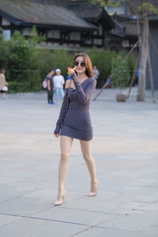 包臀裙美女第四套