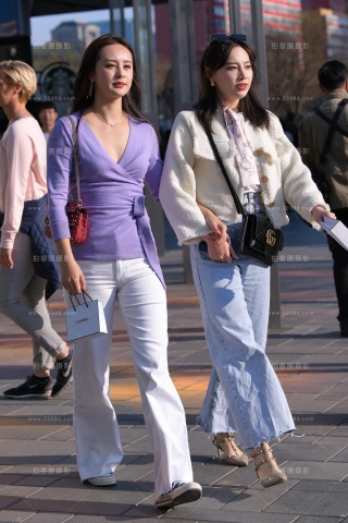 街拍之魂赛帖】两个逛街的**