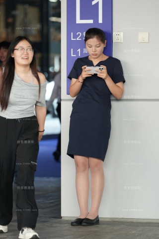 查看完整内容：车展的肉丝小姐姐们小合集 - 共25张图片