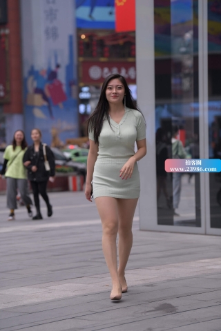 丰腴丰满丝袜美女