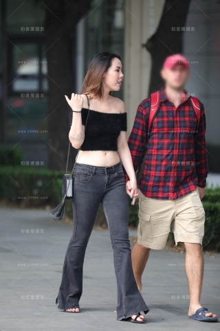 紧牛长腿小姐姐