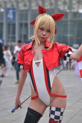 【补档】性感高叉兔女郎