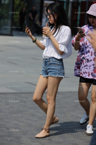 【小默赛帖】第1430篇★高腰热裤美女★