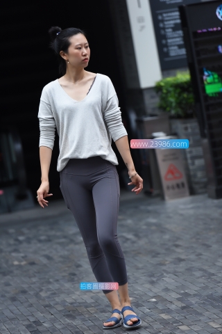 【咔喳赛贴】灰色紧身