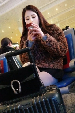 查看完整内容：4k-颜值与身材超极品的性感贵妇（视频版） - 共8张图片