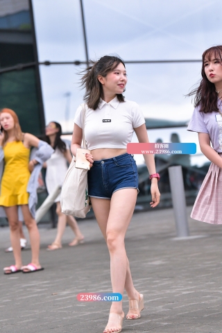 【街拍之魂赛帖】迷人大长腿