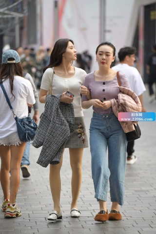 街拍气质姐妹花