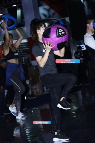 【咔喳赛贴】球操运动