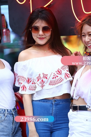 【Mark赛帖】紧牛丰臀美女