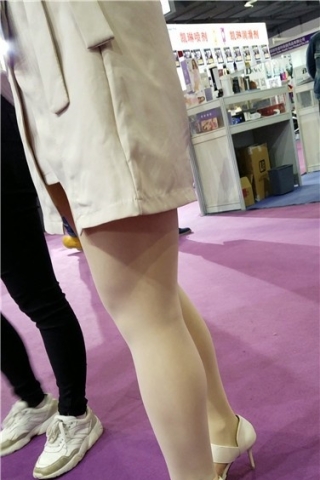 查看完整内容：4k超清，高跟鞋美女小姐姐，简直美炸啦（视频版） - 共10张图片