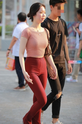 【玻璃赛帖】红色紧身裤小妹