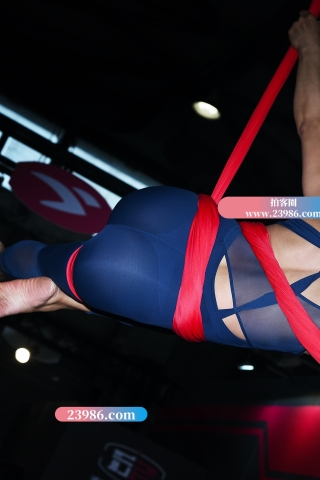 【咔喳赛贴】空中运动