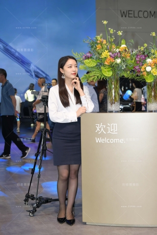 卖车的魅力黑丝女主播