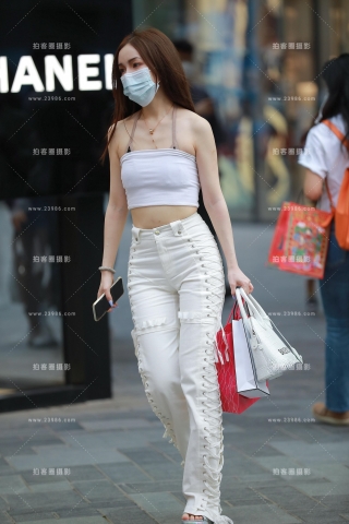 【玻璃赛帖】白色牛仔裤