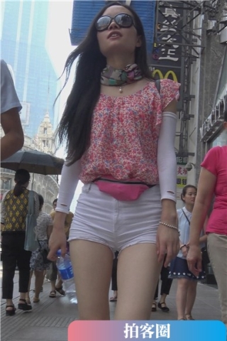查看完整内容：4k-街拍高腰紧三角美臀长腿美女 [2.34 GB]（视频版） - 共8张图片
