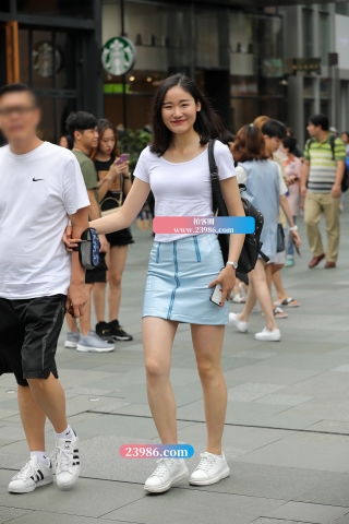 【凯恩赛贴】难得一见的油亮皮裙