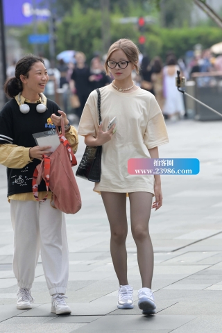 ★灰丝眼镜妹★