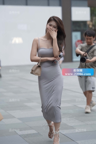 修身群配好身材美女