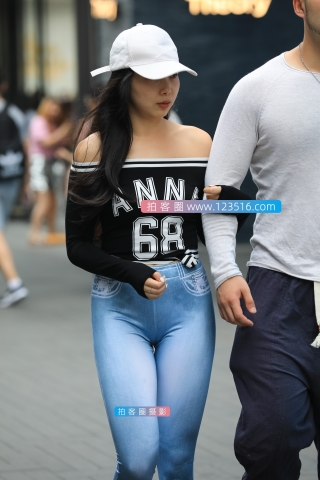 【凯恩赛帖】圆润美臀 一看就是美臀健身达人