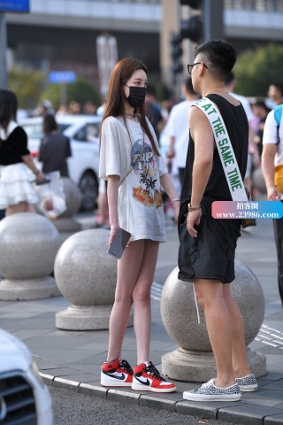 谁不想要这样一个女盆友~？