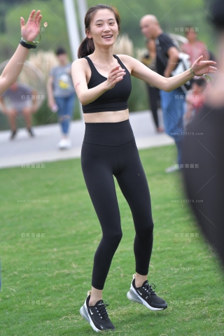 查看完整内容：【咔喳赛帖】悦动 - 共23张图片