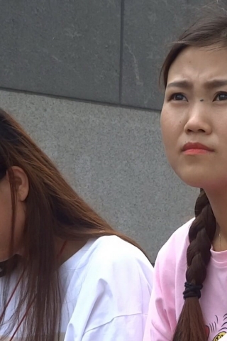 肉丝少妇 [223 MB/MP4]（视频版）