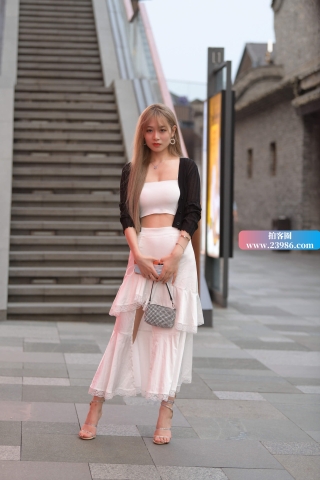 搭讪街拍超美小姐姐（完整版）