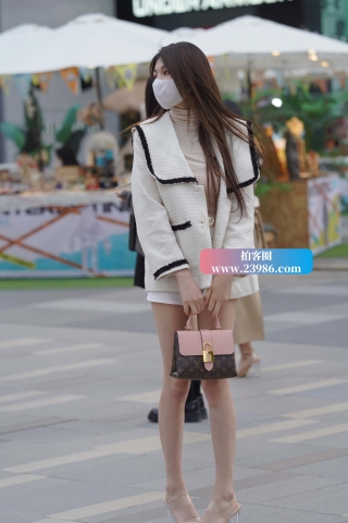 搭讪超级美腿小姐姐