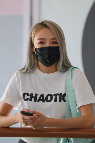 【玻璃赛帖】黑色瑜伽裤美眉