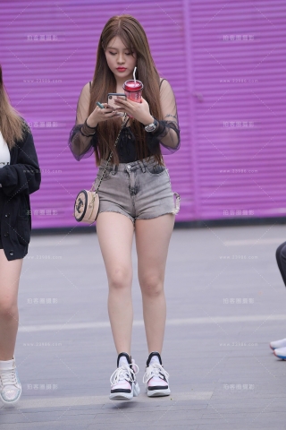 又一个肉嘟嘟de女生